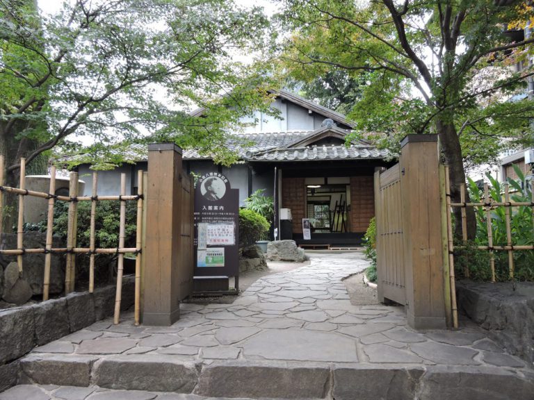 小泉八雲熊本旧居（熊本市中央区）