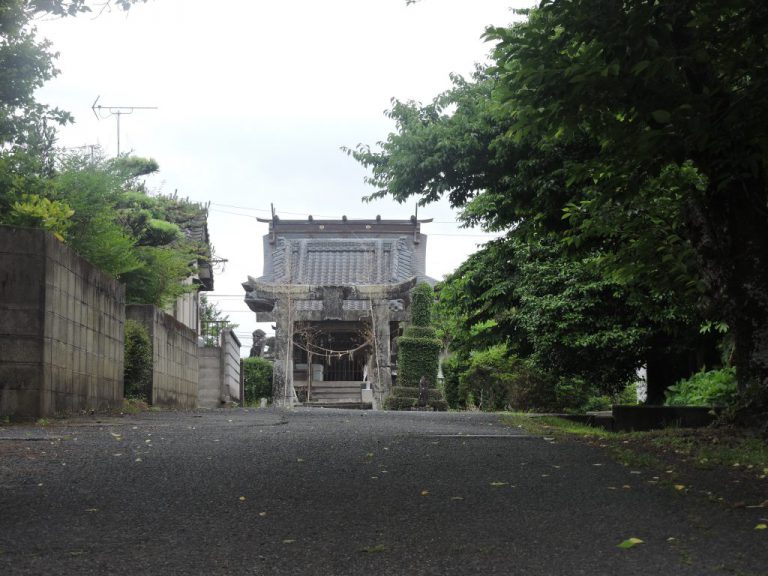 稲荷神社（山鹿市中）