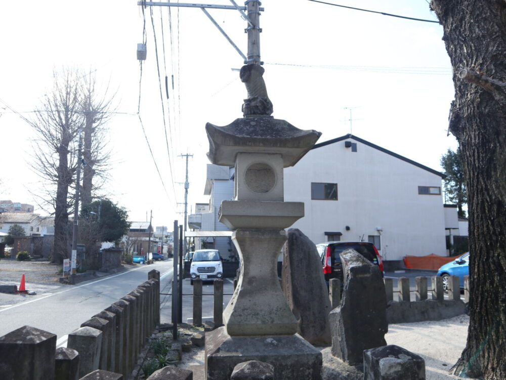 石燈籠：二本木神社 - 令和3年1月14日