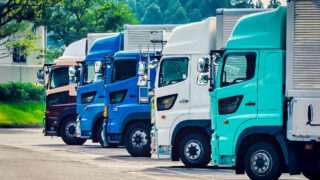 本格的な冬到来前に！早めの「冬タイヤ装着・チェーン携行」を呼びかけ—ノーマルタイヤでの雪道走行は法令違反